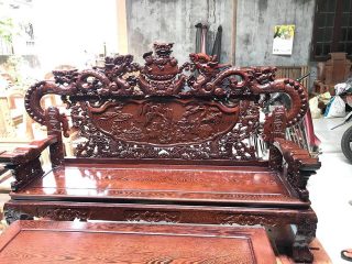 Bộ Bàn Ghế Nghê Khuỳnh Gỗ Mun Công của Đồ Gỗ Phạm Gia