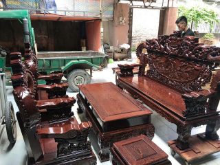 Bộ Bàn Ghế Nghê Khuỳnh Gỗ Mun Công của Đồ Gỗ Phạm Gia