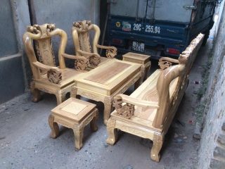 Bộ Bàn Ghế Giả Cổ Trạm Đào của Đồ Gỗ Phạm Gia