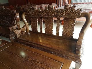 Bộ Bàn Ghế Nghê Mun Công của Đồ Gỗ Phạm Gia