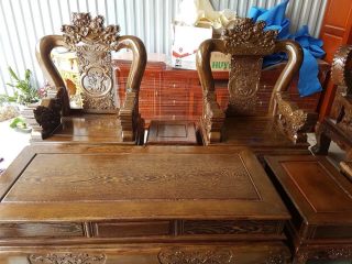 Bộ Bàn Ghế Nghê Mun Công của Đồ Gỗ Phạm Gia