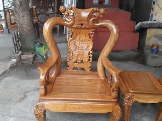 Bộ Bàn Ghế Trạm Đào Gỗ Lim của Đồ Gỗ Phạm Gia