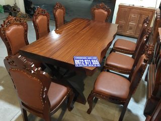 Bàn ăn nguyên tấm gỗ gõ đỏ 8 ghế louis bọc da cao cấp (Anh Phúc, Hà Nội)