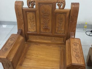 Bộ bàn ghế Âu Á hộp gỗ gõ đỏ chương voi vân trần (Chú Sơn, Hòa Bình)