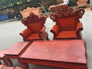 Bộ bàn ghế Hoàng Gia 6 món gỗ gõ đỏ chân 12cm ván tràn (Anh Thắng, Hải Phòng)