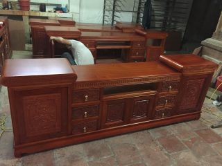 Kệ tivi mõ lõm gỗ xoan đào giá rẻ (hàng đặt số lượng bán cửa hàng)