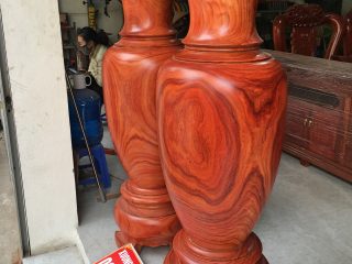 Lục bình 1m5 gỗ hương đỏ Lào vân siêu vip (Anh Tráng, Hà Nội)