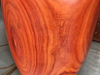 Lục bình 1m5 gỗ hương đỏ Lào vân siêu vip (Anh Tráng, Hà Nội)