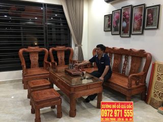 Bộ bàn ghế Minh Quốc triện 7 món gỗ hương đá tay cột 12 mua kèm bộ bàn ghế ăn gỗ hương đá 8 ghế (Chú Dương, Nam Định)