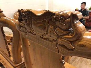 Bộ bàn ghế Minh Quốc voi chiến tay cột 16cm gỗ cẩm vàng siêu to (Chú Đạo, Hải Phòng)