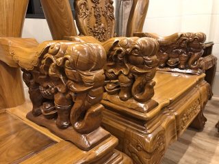 Bộ bàn ghế Minh Quốc voi chiến tay cột 16cm gỗ cẩm vàng siêu to (Chú Đạo, Hải Phòng)