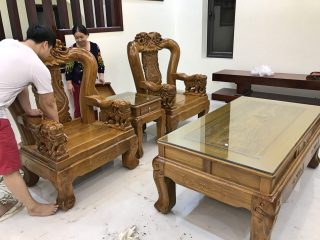 Bộ bàn ghế Minh Quốc voi chiến tay cột 16cm gỗ cẩm vàng siêu to (Chú Đạo, Hải Phòng)