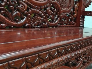 Bộ bàn ghế Nghê Bảo Đỉnh 10 món gỗ hương đỏ (Anh Đức, Hà Giang)