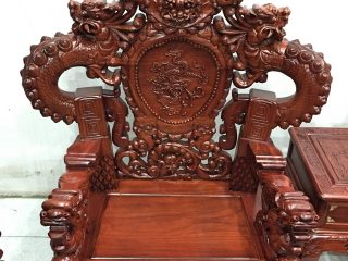 Bộ bàn ghế Nghê Bảo Đỉnh 10 món gỗ hương đỏ (Anh Đức, Hà Giang)