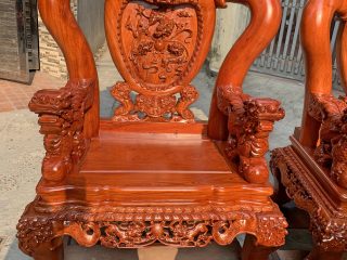 Bộ bàn ghế Nghê Bảo Đỉnh Phượng Hóa 10 món gỗ hương đá (Anh Cảnh, Lào Cai)