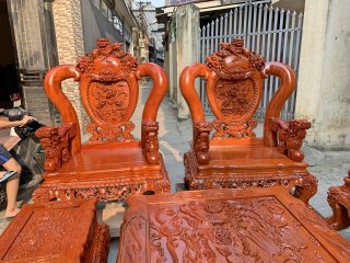 Bộ bàn ghế Nghê Bảo Đỉnh Phượng Hóa 10 món gỗ hương đá (Anh Cảnh, Lào Cai)