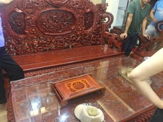 Bộ bàn ghế Rồng Đỉnh 6 món gỗ hương đỏ (Anh Phúc, Sơn Tây)