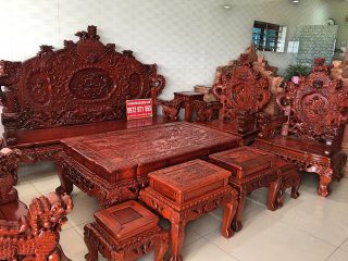 Bộ bàn ghế đỉnh rồng 10 món gỗ hương đỏ chân 12 (Anh Trung, Nam Định)
