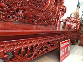 Bộ bàn ghế đỉnh rồng 10 món gỗ hương đỏ chân 12 (Anh Trung, Nam Định)