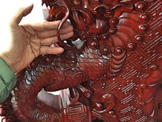 Bộ bàn ghế đỉnh rồng 10 món gỗ hương đỏ chân 12 (Anh Trung, Nam Định)