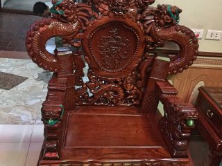 Bộ bàn ghế rồng khuỳnh nghê đỉnh gỗ hương đỏ Lào 6 món (Anh Thái, Vĩnh Phúc)