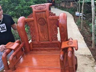 Bộ bàn ghế Tần Thủy Hoàng gỗ hương đá tay 12cm (Bác Tám, Thái Nguyên)