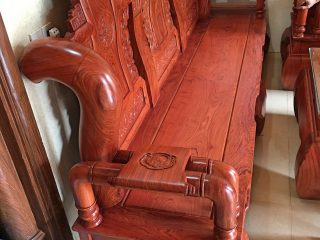 Bộ bàn ghế phòng khách Tần Thủy Hoàng 6 món tay 14 gỗ hương đá (Anh Nhượng, Quảng Nam)