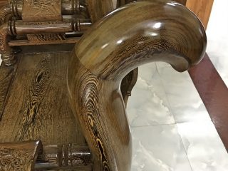 Bộ bàn ghế Tần Thủy Hoàng 6 món tay cột 12 gỗ mun đuôi công (Anh Độ, Hải Dương)