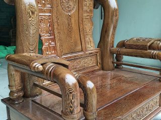 Bộ bàn ghế Tần Thủy Hoàng tay cột 12 gỗ mun đuôi công (Anh Khương, Bắc Giang)