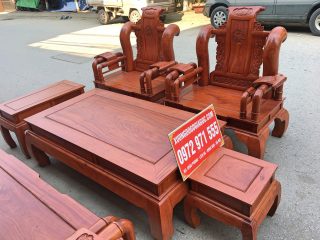 Bộ bàn ghế Tần Thủy Hoàng tay cột 12 gỗ hương đá (Anh Sáng, Phú Yên)