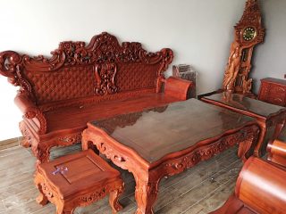 Bộ bàn ghế Hoàng Gia gỗ hương đỏ 6 món chân 14cm (Chị Tuyết, Hải Dương)