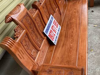 Bộ bàn ghế Âu Á chương cuốn thư 10 món gỗ hương đá (Anh Đức, Quảng Ninh)