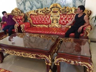 Bàn ghế hoàng gia chân 14 bọc nỉ dát vàng (Anh Vĩnh, Hải Phòng)