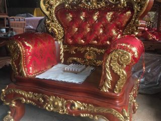 Bàn ghế hoàng gia chân 14 bọc nỉ dát vàng (Anh Vĩnh, Hải Phòng)