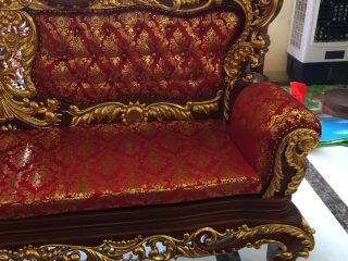 Bàn ghế hoàng gia chân 14 bọc nỉ dát vàng (Anh Vĩnh, Hải Phòng)