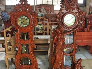 Đồng hồ cây mẫu đục cô tiên gỗ hương vân 210x80cm (Chị Hảo, Sơn La)