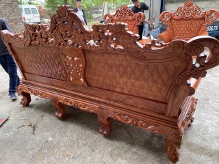 Bộ bàn ghế Hoàng Gia 6 món gỗ hương đá (Anh Quang, Thái Nguyên)