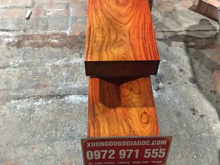 Kệ tivi 2m6 gỗ hương đỏ nguyên khối (Anh Khiêm, Hà Nội)