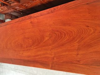 Kệ vát 2m4 đồng tiền gỗ hương đá rất sang trọng (Anh Danh, Hà Nội)