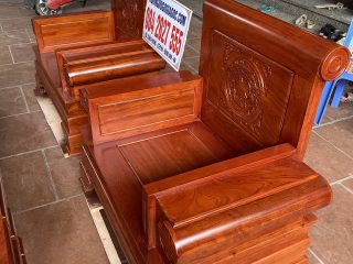 Bộ bàn ghế Sofa pháo gỗ hương đá đục trống đồng (Anh Mão, Bắc Ninh)