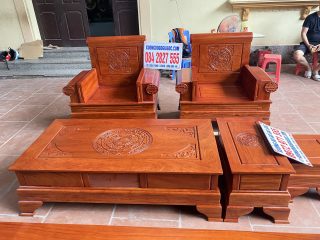 Bộ bàn ghế Sofa pháo gỗ hương đá đục trống đồng (Anh Mão, Bắc Ninh)