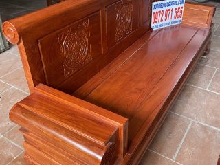 Bộ bàn ghế Sofa pháo gỗ hương đá đục trống đồng (Anh Mão, Bắc Ninh)