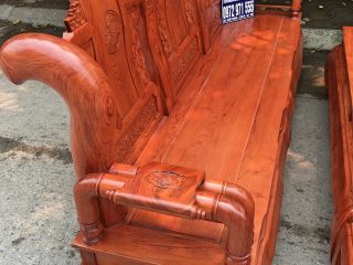 Bộ bàn ghế Tần Thủy Hoàng tay liền khối 14cm gỗ hương đá (Anh Hiệp, Nghệ An)