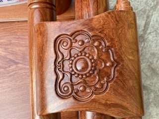 Bộ bàn ghế Tần Thuỷ Hoàng 7 món tay cột 12 gỗ hương đá (Anh Trinh, Yên Bái)