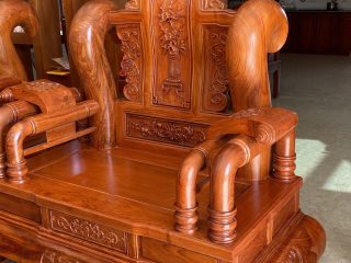 Siêu phẩm bộ ghế Tần Thuỷ Hoàng tay cột 16cm liền khối (Anh Bắc, Hải Dương)