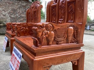 Bộ bàn ghế Âu Á chương voi 6 món gỗ hương đá (Anh Hiệp, Bắc Giang)