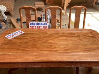 Bàn ghế ăn chữ nhật bo góc bộ 8 ghế gỗ hương đá siêu vân (Anh Kiên, Sơn Tây)