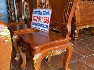 Bộ bàn 6 ghế ăn Hoàng Gia dát vàng sang trọng (Chú Trường, Hà Nội)
