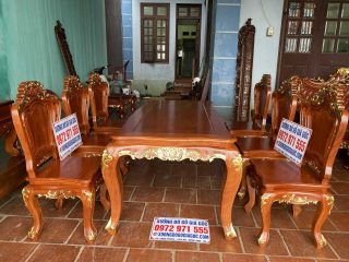 Bộ bàn 6 ghế ăn Hoàng Gia dát vàng sang trọng (Chú Trường, Hà Nội)