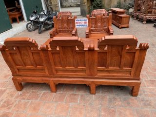 Bộ bàn ghế Âu Á chương voi tay voi nguyên khối gỗ hương đá (Chú Thông, Hải Phòng)